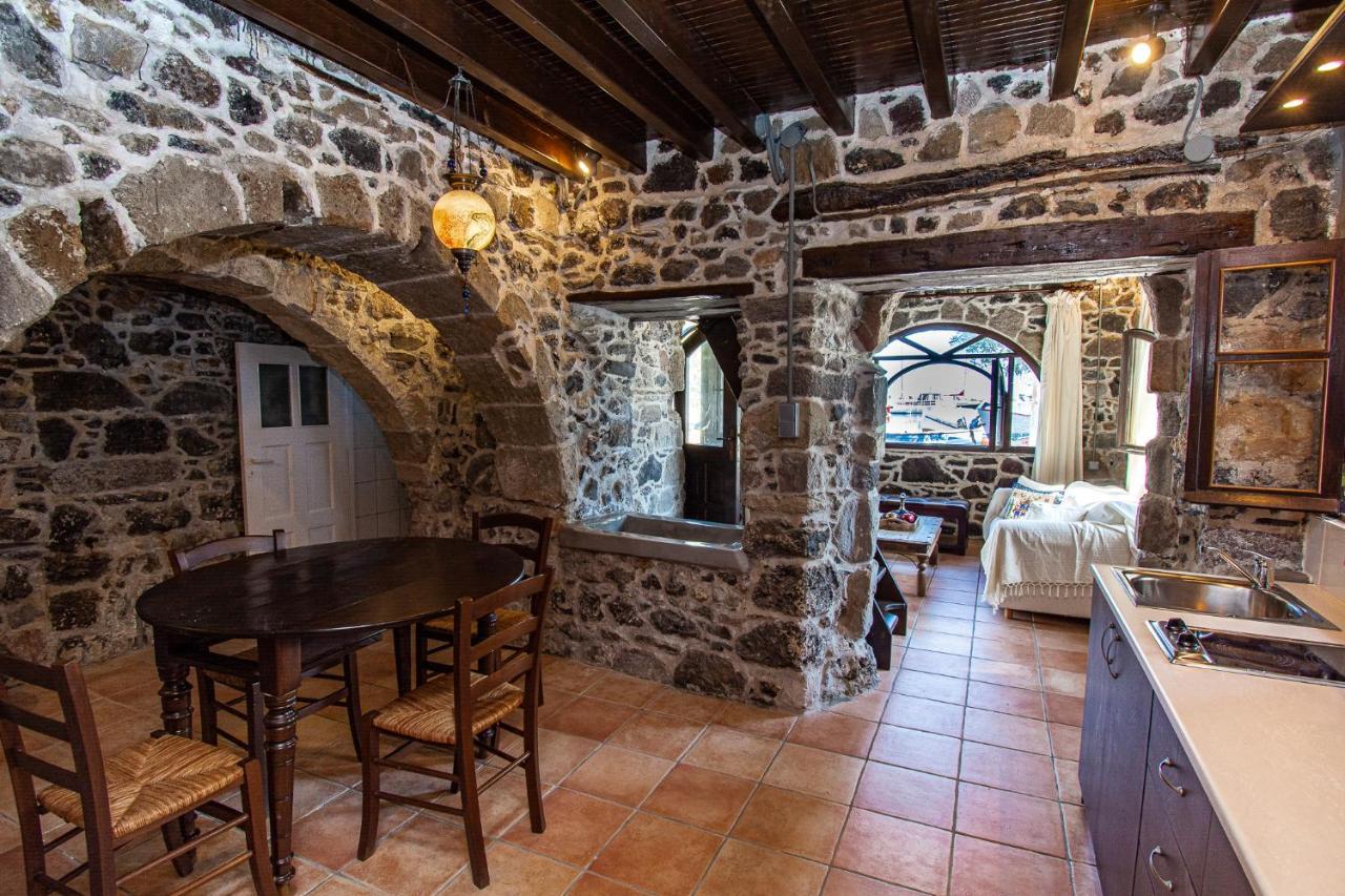 Plousiadi΄S Stone House Διαμέρισμα Πάλοι Εξωτερικό φωτογραφία